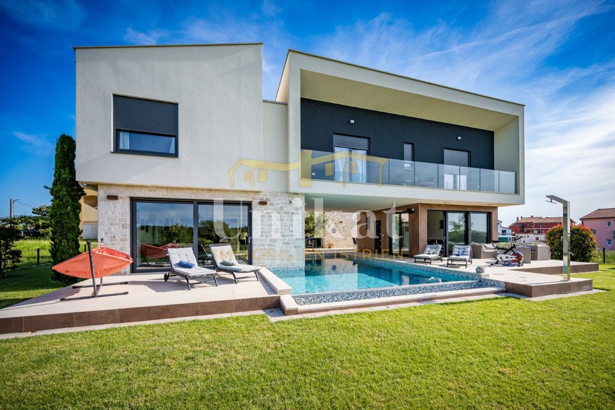 Дом NOVIGRAD, 1.350.000 €